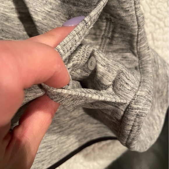 Lululemon Gray vest Reversible - Picture 9 of 9